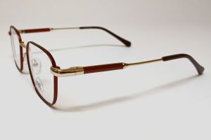 VB241 C4 Red/Gold