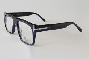 VB268 C1 Shiny Black & Red