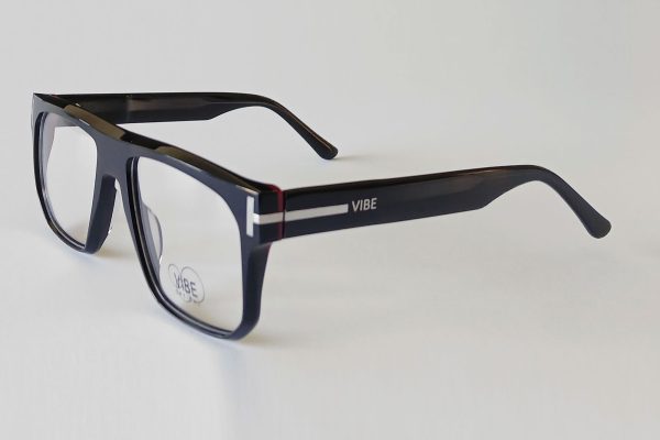 VB268 C1 Shiny Black & Red