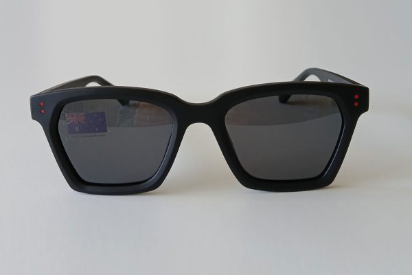 KPE2133SG C1 Matte Black/Red - Image 2